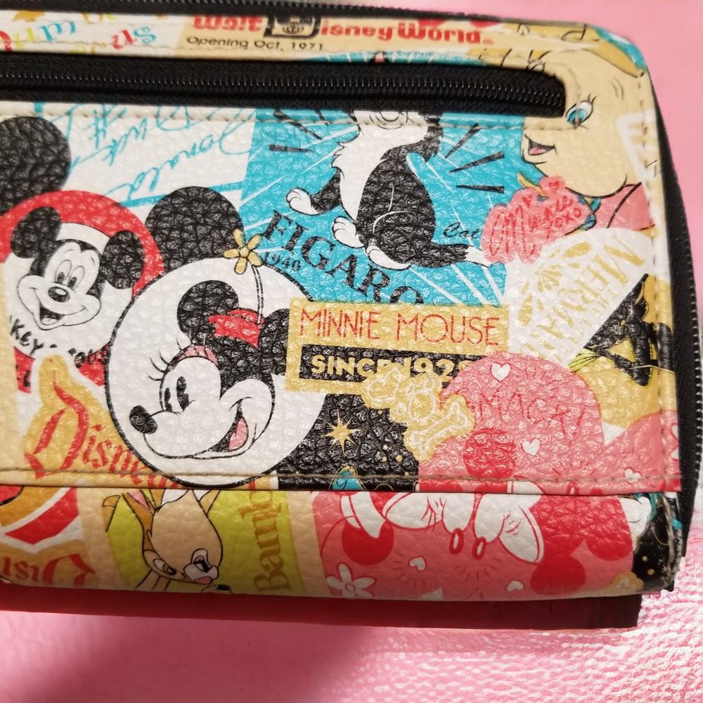 Mickey Mouse & Friends Wallet Colorful Disney Parks Classic Faux Leather Wallet - Picture 11 of 16